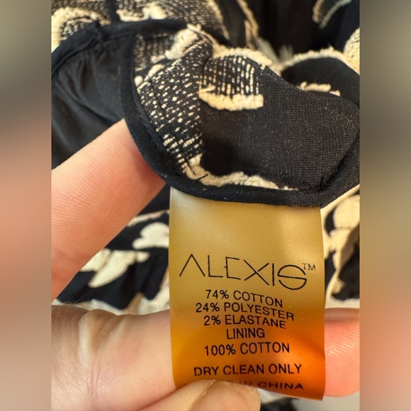 ALEXIS Rimini‎ Tassel Embroidered Floral Black and White Mini Dress Size S - Picture 12 of 14